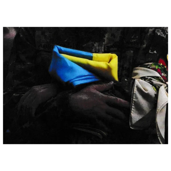 Russian Battlefield Surrender Leaflet with a black background and large white and red Cyrillic text addressed to Ukrainian troops during the Russia–Ukraine conflict.